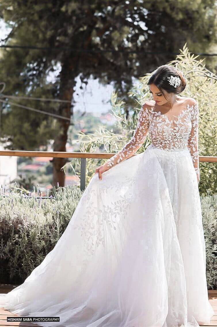 SENSUAL SWEETHEART LEAVES - LONG SLEEVES - A-LINE CUT (VEIL)